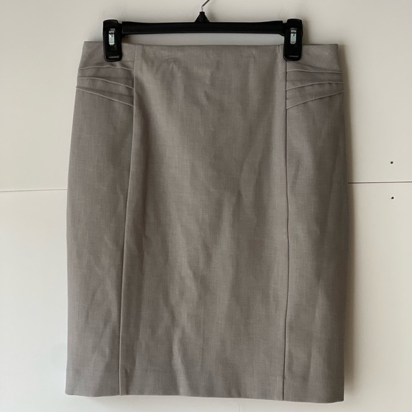 Express Women's Gray High Waisted Pencil Office Short Midi Miini Skirt, Sz 8 - Picture 4 of 7